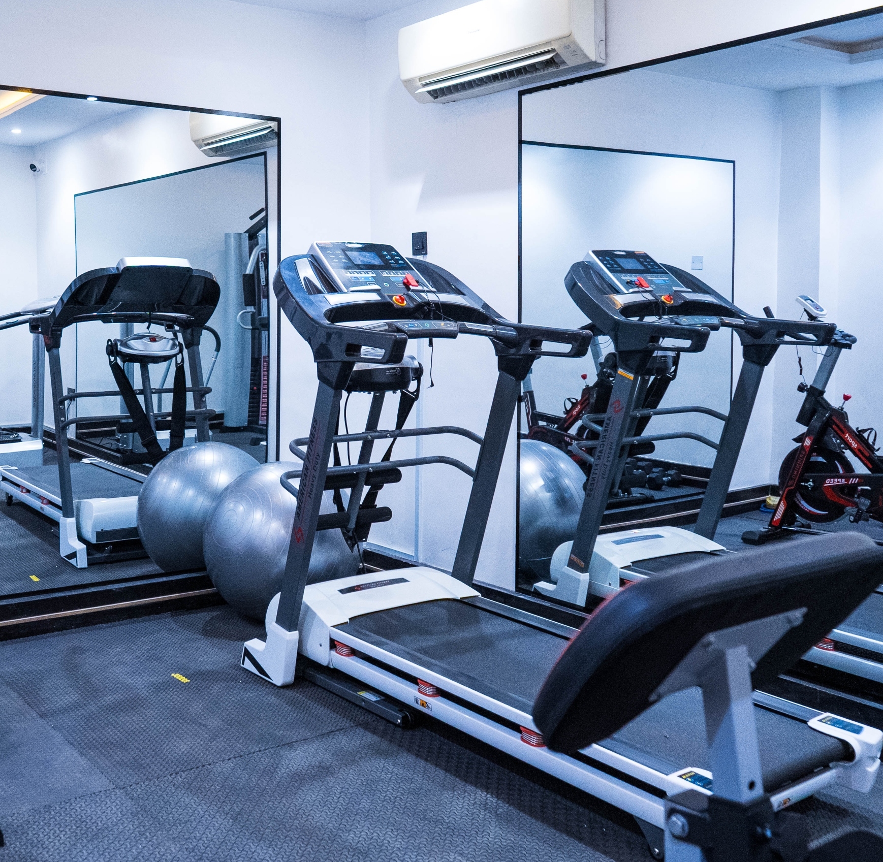 Main Avenue Residence